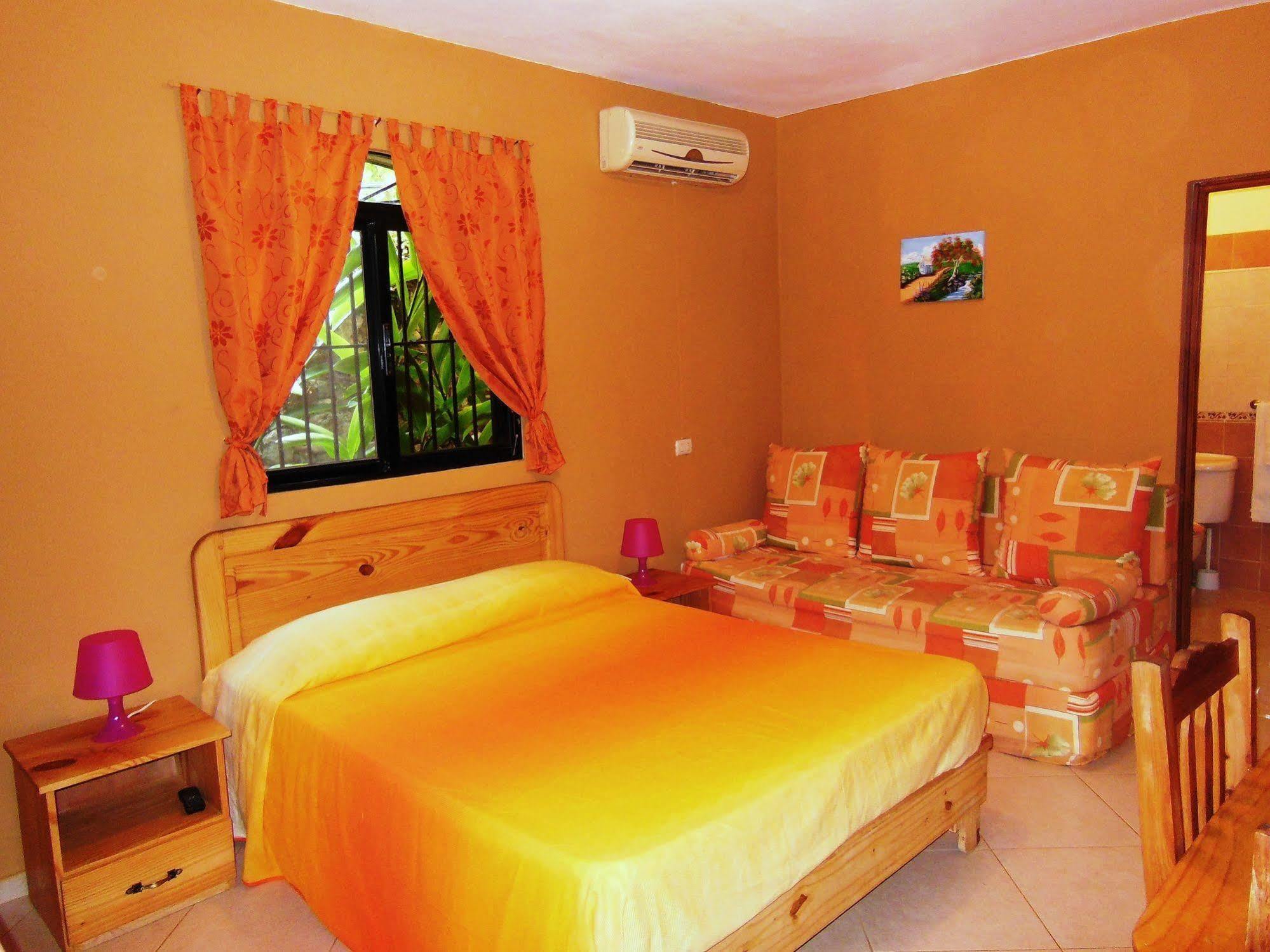 Aparthotel Casa Lily & Coco à Las Terrenas Extérieur photo
